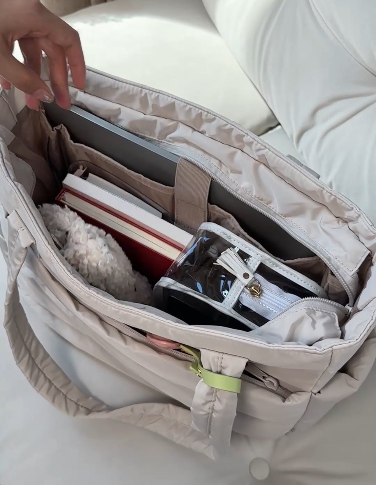PuffTote™ - Trendy Tragetasche für die Schule